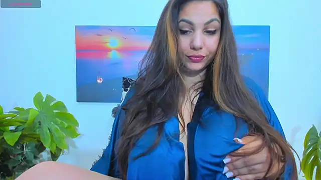 Snapshot of Emma_Muller32 chatting on May 14, 2026, 4:52 am Emma Muller32 online show from May 14, 2026, 4:52 am