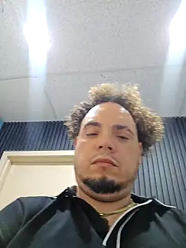 latinoflpr online show from April 1, 2026, 6:49 pm