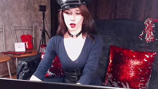 VictoryVega online show from September 13, 2025, 4:29 pm