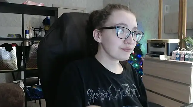 AnKey Rayah online show from January 19, 2025, 5:39 pm