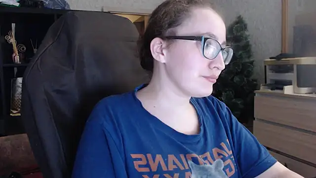 AnKey Rayah online show from February 19, 2025, 2:12 pm