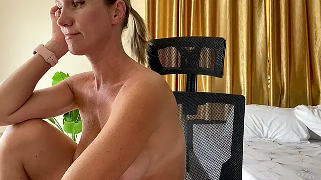 KatnessHot online show from February 2, 2025, 7:41 am