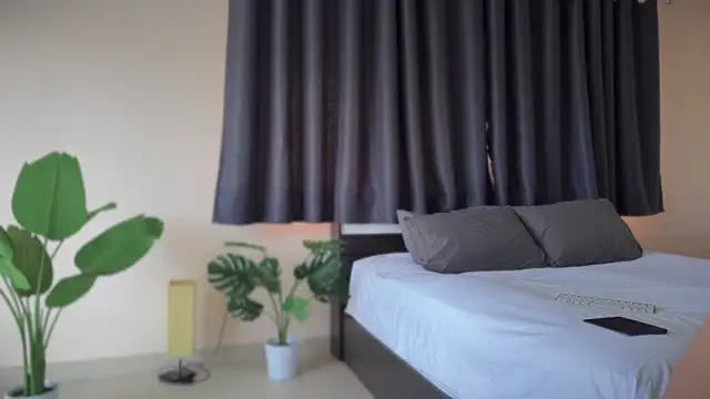 KatnessHot online show from April 12, 2026, 7:57 am