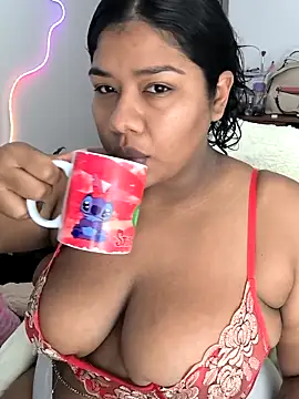 paola091 online show from April 7, 2026, 11:21 am