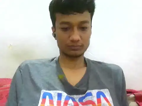 jimnail007 online show from April 9, 2026, 4:23 am