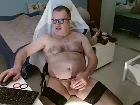 Snapshot of ItalianEXB chatting on February 4, 2025, 11:38 pm ItalianEXB online show from February 4, 2025, 11:38 pm