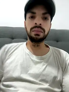 Snapshot of phellipestronda chatting on October 19, 2025, 8:26 am phellipestronda online show from October 19, 2025, 8:26 am