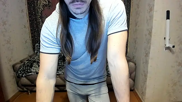 Marrymepls online show from February 17, 2025, 3:42 pm