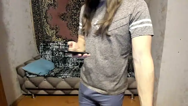 Marrymepls online show from March 15, 2025, 5:37 pm