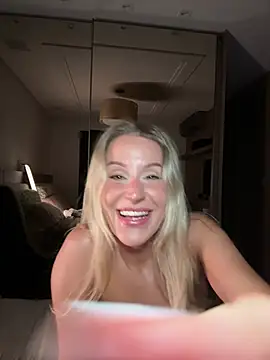 Snapshot of jasminesummer chatting on June 2, 2026, 7:27 pm jasminesummer online show from June 2, 2026, 7:27 pm