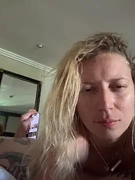 Snapshot of sexicouple3030 chatting on June 21, 2026, 1:52 am sexicouple3030 online show from June 21, 2026, 1:52 am