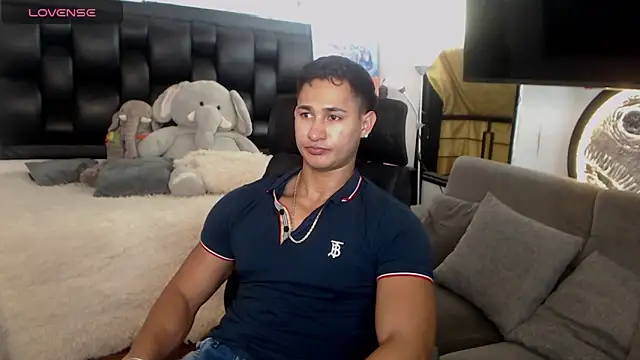 Snapshot of BenjaminCooperk chatting on May 10, 2026, 9:47 am BenjaminCooperk online show from May 10, 2026, 9:47 am