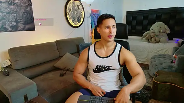 Snapshot of BenjaminCooperk chatting on July 16, 2026, 7:58 am BenjaminCooperk online show from July 16, 2026, 7:58 am