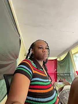 Snapshot of AlexaTheSlut chatting on June 6, 2026, 8:35 pm AlexaTheSlut online show from June 6, 2026, 8:35 pm