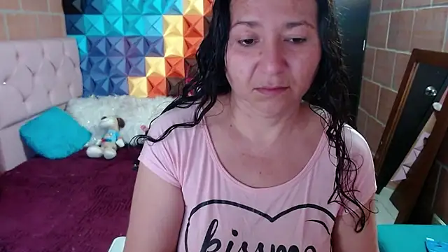 Snapshot of katifoxx chatting on January 10, 2025, 9:10 pm katifoxx online show from January 10, 2025, 9:10 pm