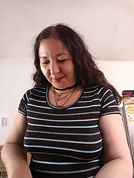 Snapshot of katifoxx chatting on January 20, 2025, 9:01 pm katifoxx online show from January 20, 2025, 9:01 pm