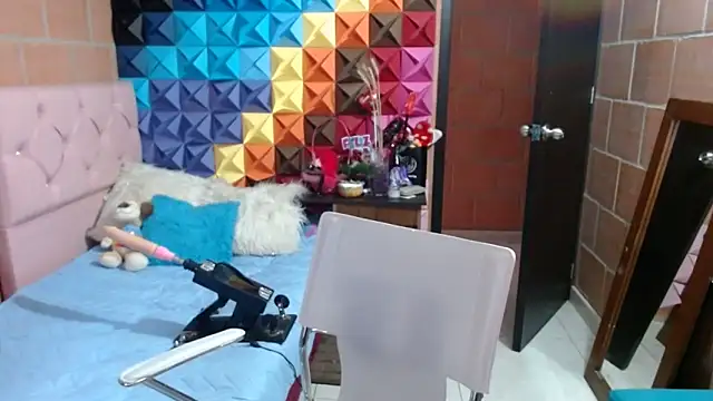 Snapshot of katifoxx chatting on February 12, 2025, 9:54 pm katifoxx online show from February 12, 2025, 9:54 pm