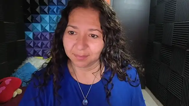 Snapshot of katifoxx chatting on September 17, 2025, 5:58 pm katifoxx online show from September 17, 2025, 5:58 pm