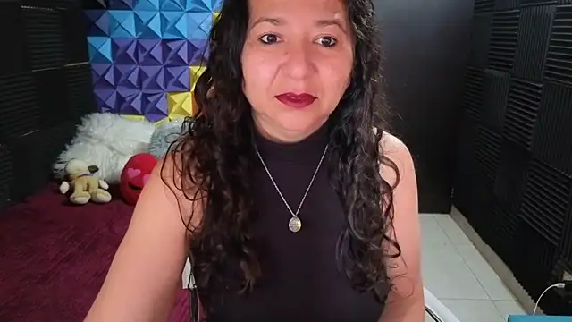 Snapshot of katifoxx chatting on September 27, 2025, 2:11 pm katifoxx online show from September 27, 2025, 2:11 pm
