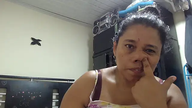 adrixxx38 online show from May 16, 2026, 12:29 am