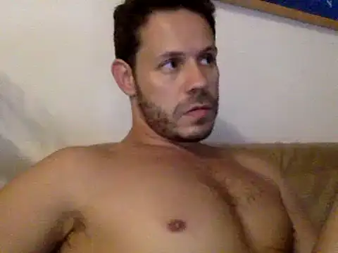 Snapshot of FelipeRiver chatting on January 16, 2025, 10:55 pm FelipeRiver online show from January 16, 2025, 10:55 pm