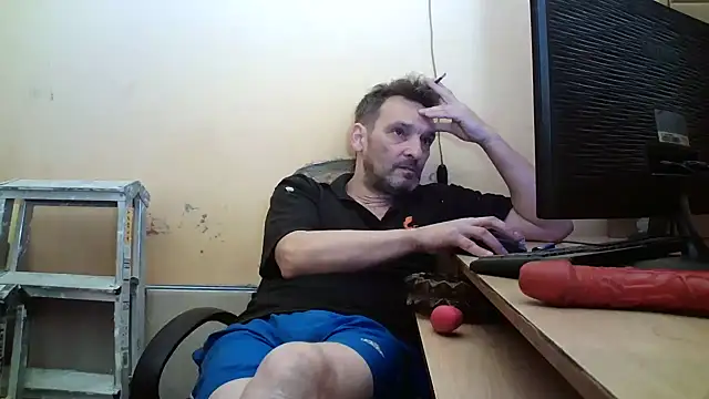 dundyFocus online show from April 18, 2026, 9:57 am