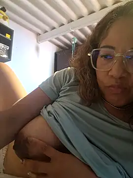 Snapshot of mila38 chatting on June 24, 2026, 3:22 pm mila38 online show from June 24, 2026, 3:22 pm