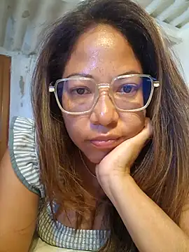 Snapshot of mila38 chatting on June 25, 2026, 3:49 pm mila38 online show from June 25, 2026, 3:49 pm