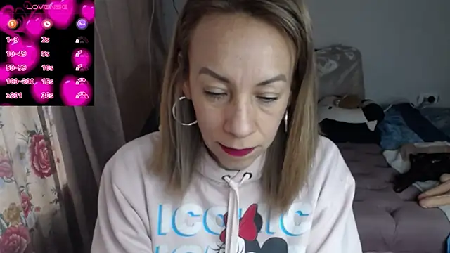 cristin doll  online show from February 20, 2026, 7:25 pm