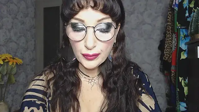 Aziza1 online show from October 8, 2025, 2:47 pm