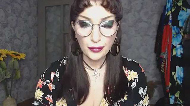 Snapshot of Aziza1 chatting on April 28, 2026, 1:38 pm Aziza1 online show from April 28, 2026, 1:38 pm