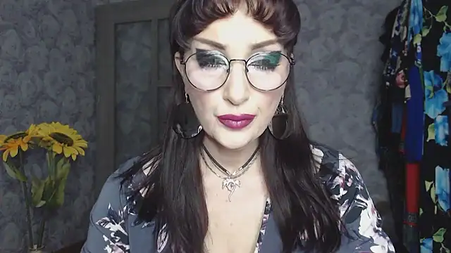 Snapshot of Aziza1 chatting on May 13, 2026, 3:09 pm Aziza1 online show from May 13, 2026, 3:09 pm
