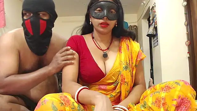 Elina Raj online show from March 7, 2025, 5:49 pm