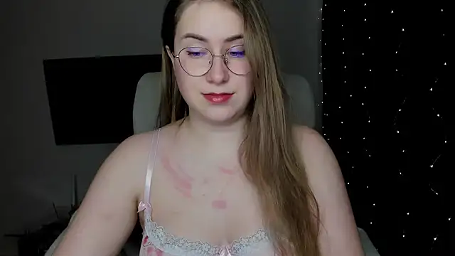 SeasonalSomeone online show from December 20, 2024, 8:23 pm