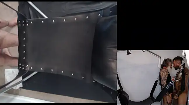 Snapshot of njdbear chatting on January 5, 2025, 10:19 pm njdbear online show from January 5, 2025, 10:19 pm