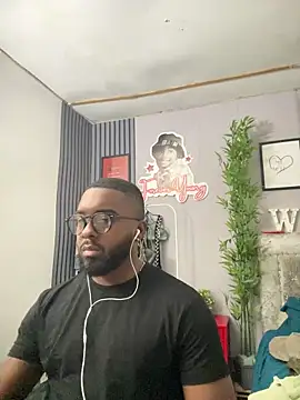 Snapshot of livepro chatting on March 22, 2026, 3:04 pm livepro online show from March 22, 2026, 3:04 pm