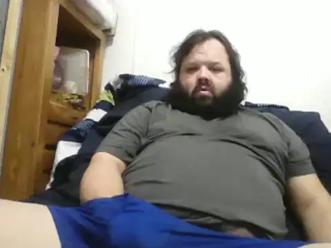 Snapshot of Strongbutgentle36 chatting on December 25, 2024, 4:33 am Strongbutgentle36 online show from December 25, 2024, 4:33 am