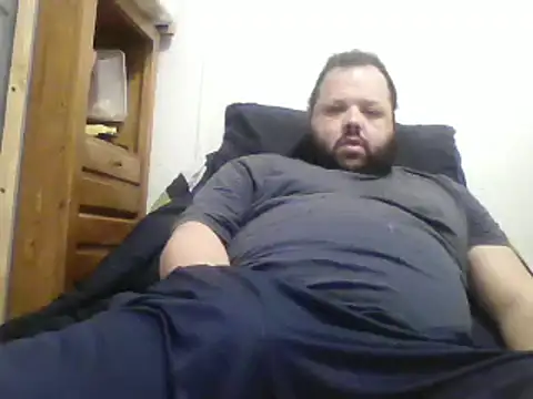 Snapshot of Strongbutgentle36 chatting on February 7, 2025, 6:35 am Strongbutgentle36 online show from February 7, 2025, 6:35 am