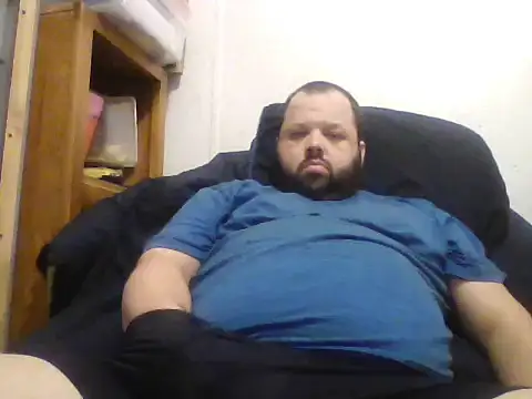 Snapshot of Strongbutgentle36 chatting on February 26, 2025, 4:25 am Strongbutgentle36 online show from February 26, 2025, 4:25 am