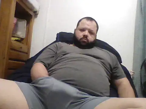 Snapshot of Strongbutgentle36 chatting on March 6, 2025, 3:24 am Strongbutgentle36 online show from March 6, 2025, 3:24 am