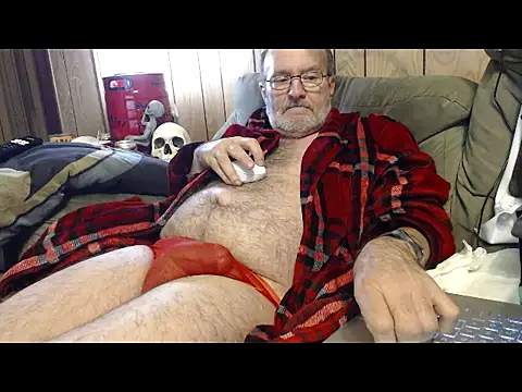 snickers1 online show from November 18, 2025, 4:06 am