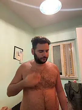 andrea92roma online show from November 7, 2025, 10:43 pm