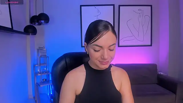 Snapshot of MorganHicks chatting on June 20, 2026, 12:19 pm MorganHicks online show from June 20, 2026, 12:19 pm