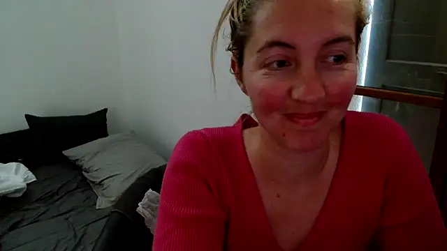 Mllesha74000 online show from April 16, 2026, 12:39 pm