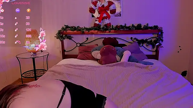 elise sweet online show from December 17, 2025, 1:33 am