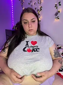 honeyviolet online show from September 10, 2025, 1:49 am