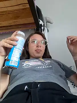 linda-schmidt online show from January 4, 2025, 4:43 pm