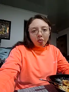 linda-schmidt online show from November 9, 2025, 10:19 pm