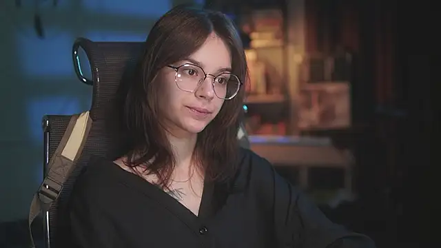 alyssa sweet online show from March 16, 2026, 5:44 am