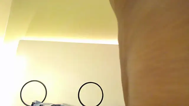 KayaBrown online show from October 31, 2025, 1:45 pm